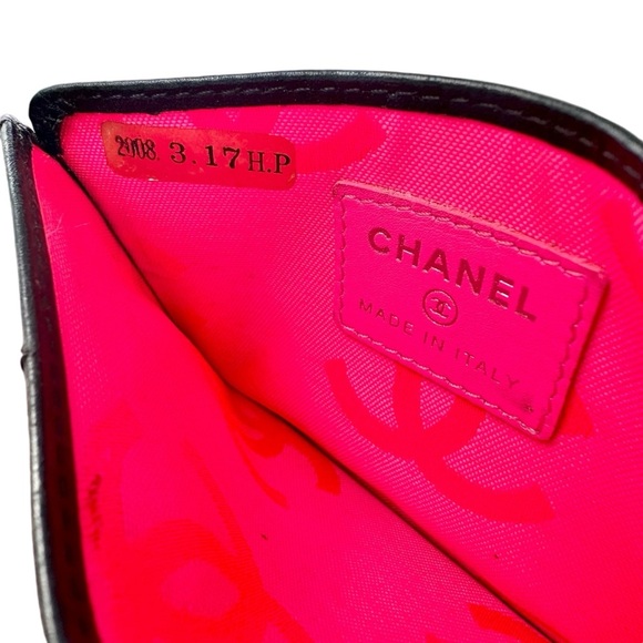 Authentic CHANEL Cambon Black Quilted Smooth Leather & Hot Pink Card Holder - Picture 9 of 14
